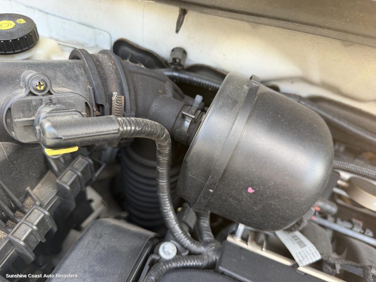 2013-2020 Holden Trax Air Cleaner Duct Hos