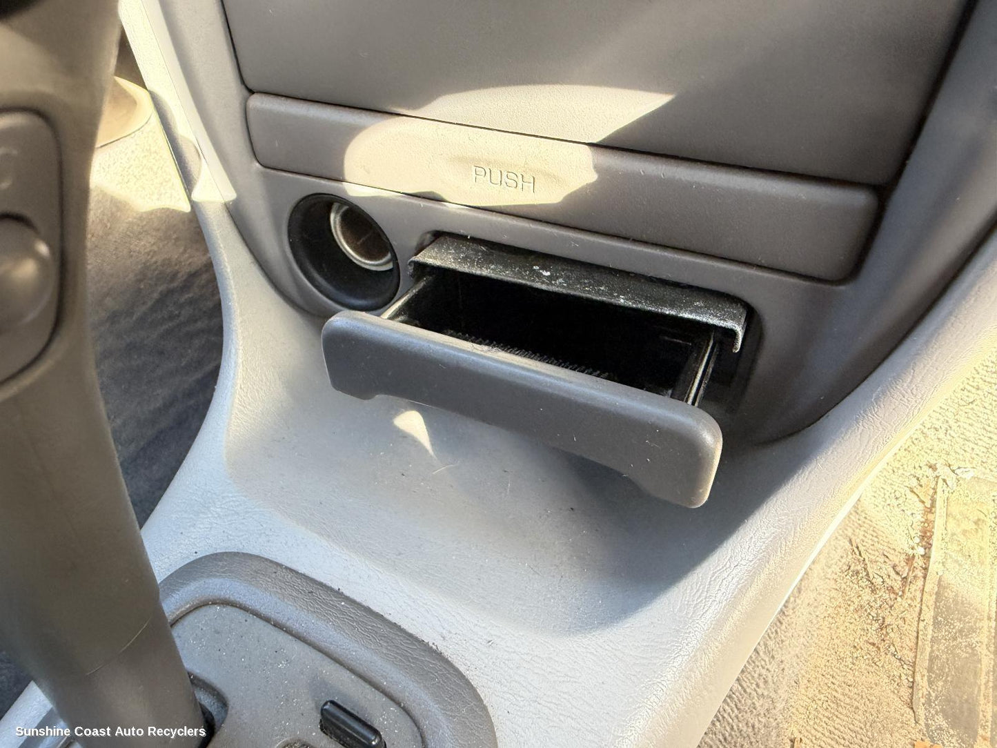 1998-2001 Toyota Corolla Ashtray