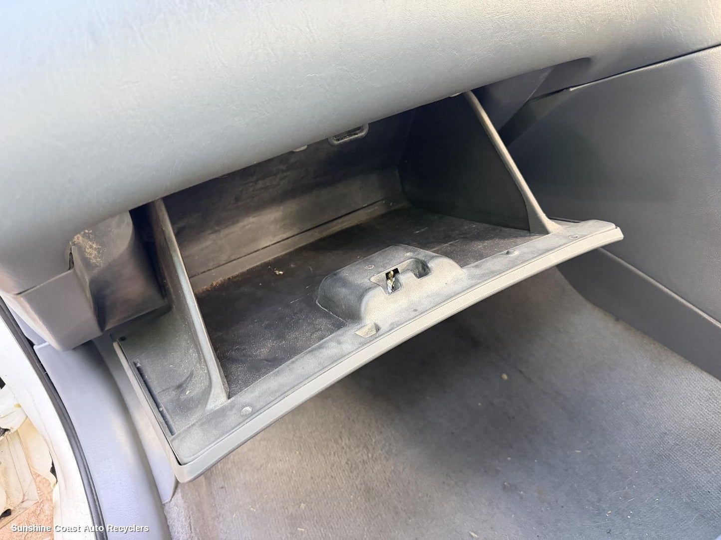 1997-2002 Toyota Camry Glove Box