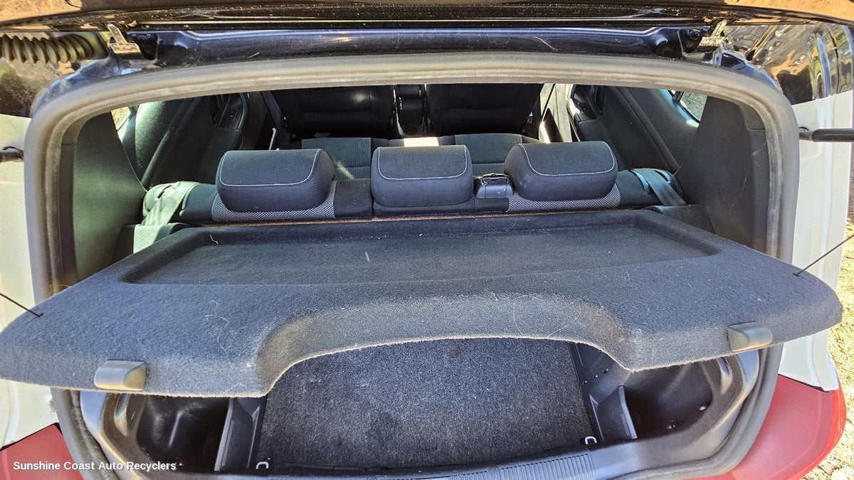 2010-2015 Skoda Fabia Parcel Shelf Cargo Blind