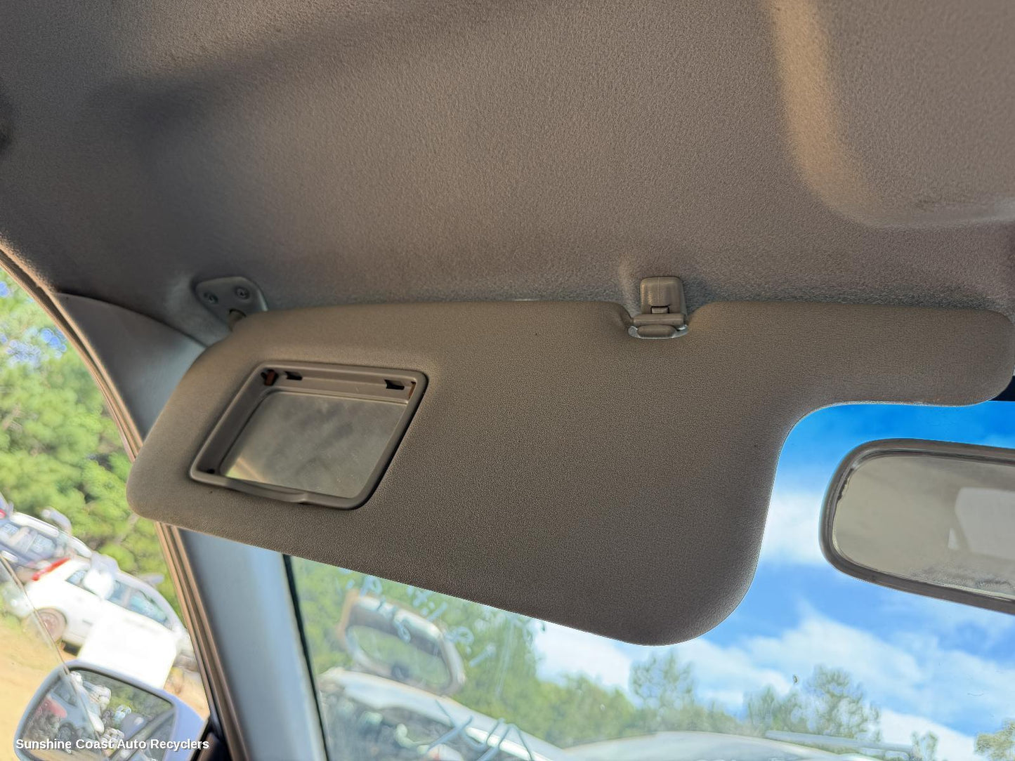 1998-2001 Toyota Corolla Sunvisor