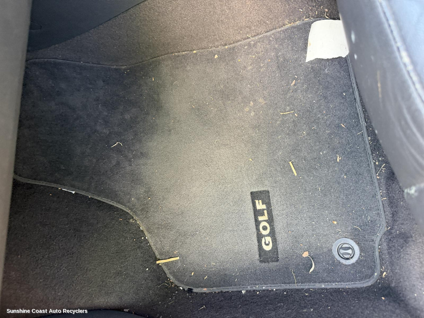 2004-2009 Volkswagen Golf Floor Mats
