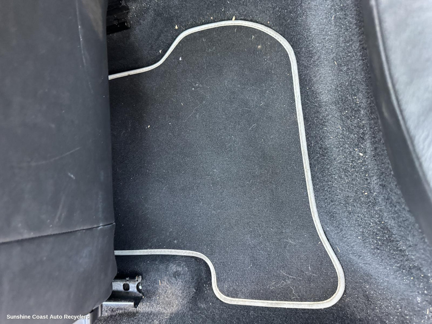 2011 Skoda Octavia Floor Mats
