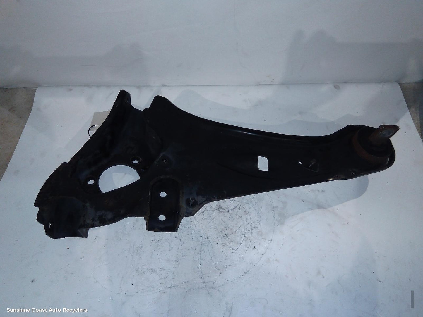 2013 Mitsubishi Outlander Left Rear Trailing Arm