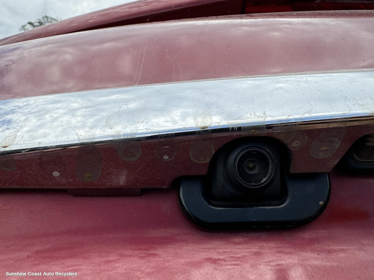 2013-2017 Nissan Pulsar Reverse Camera