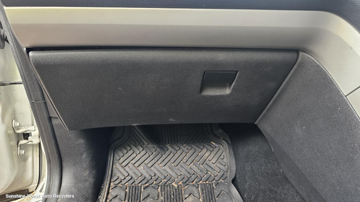 2011-2016 Ford Territory Glove Box
