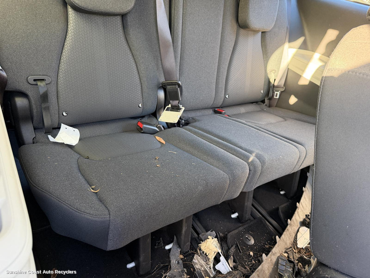 2020-2026 Kia Carnival/grand Carnival 2nd Seat  Rear Seat
