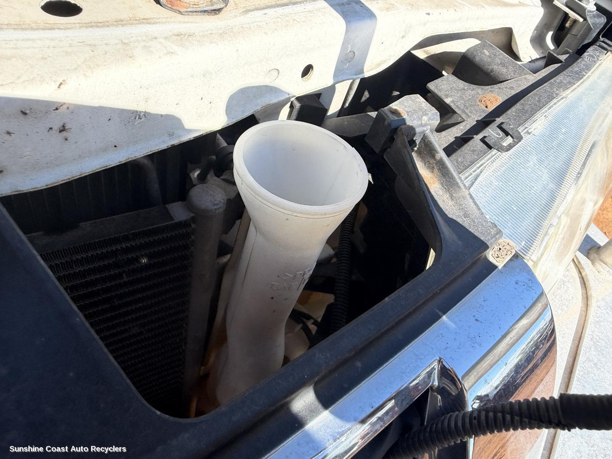 2003-2015 Nissan Navara Washer Bottle