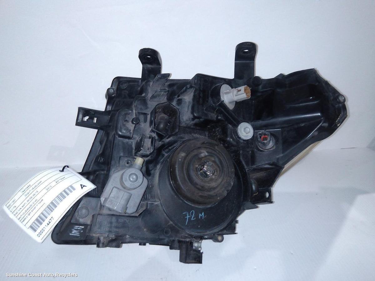 2005-2015 Nissan Navara Right Headlamp