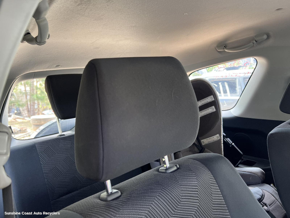 2005-2018 Suzuki Vitara Headrest