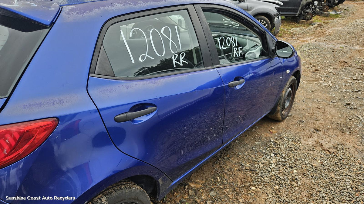 2007-2014 Mazda 2 Right Rear Door Sliding