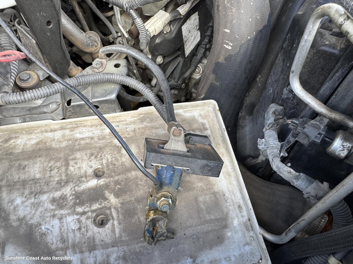 2012 Nissan Pathfinder Battery Terminal