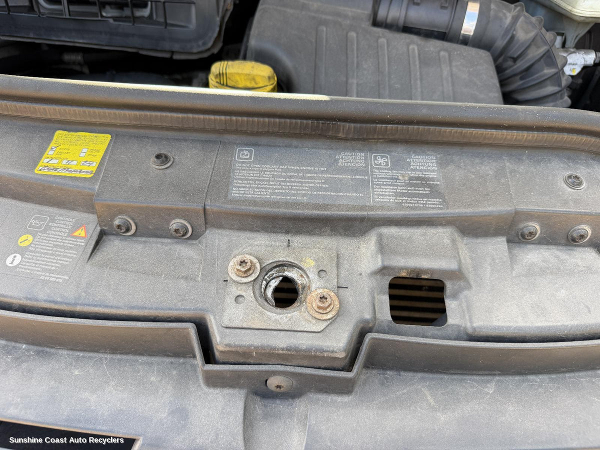 2004-2014 Renault Trafic Bonnet Lock Support