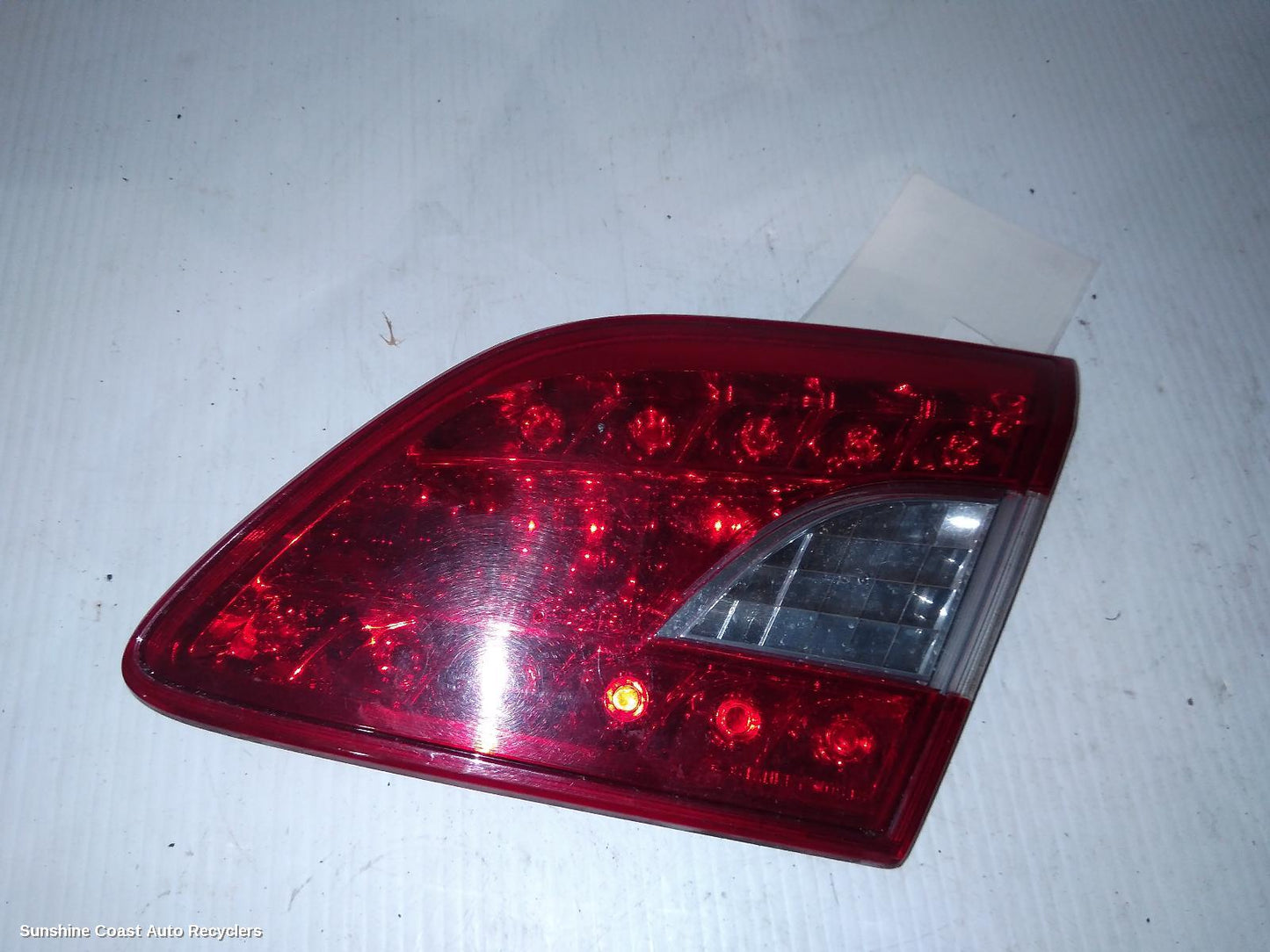 2013 Nissan Pulsar Rear Garnish