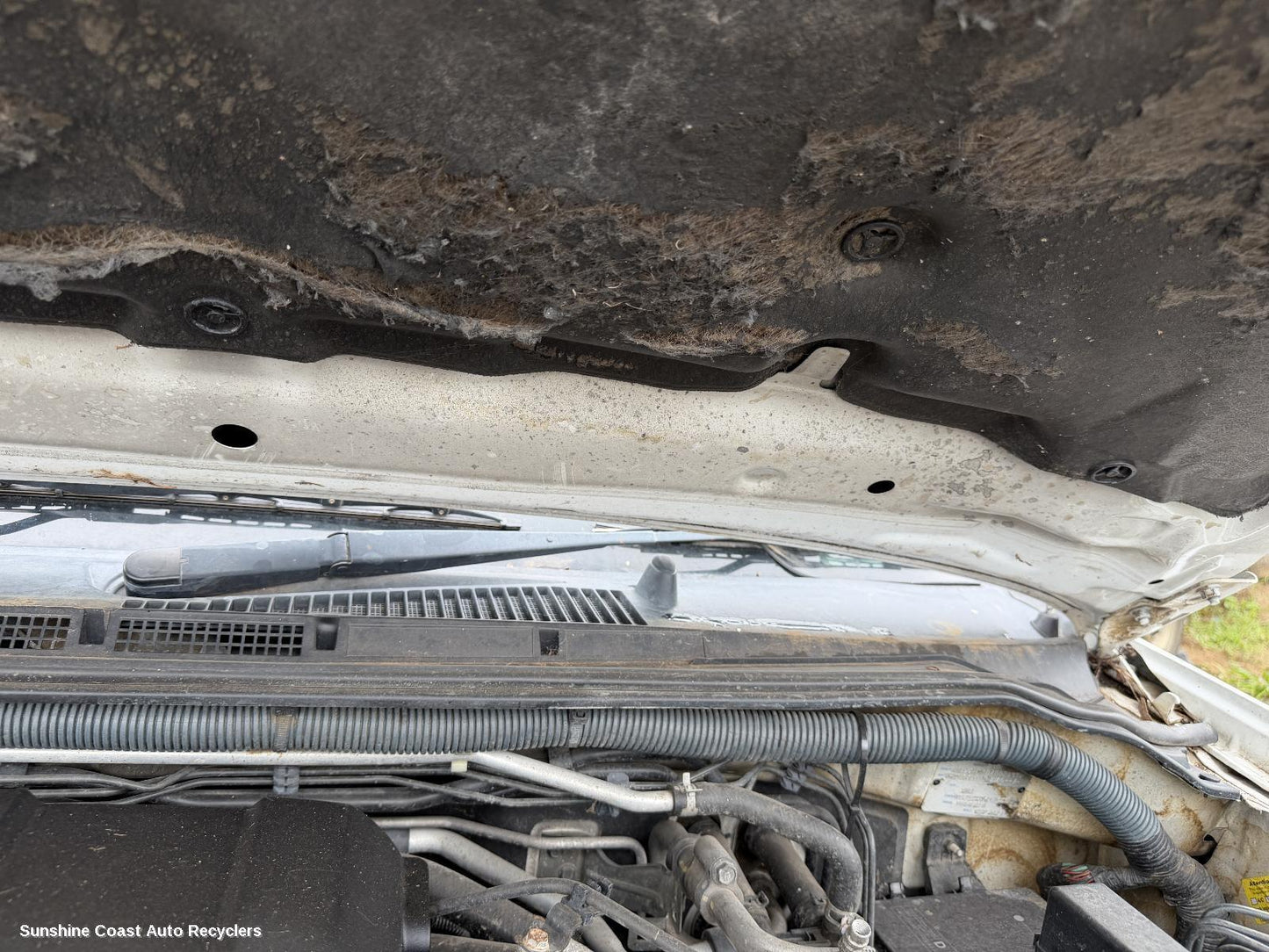 2011 Nissan Navara Wiper Arm