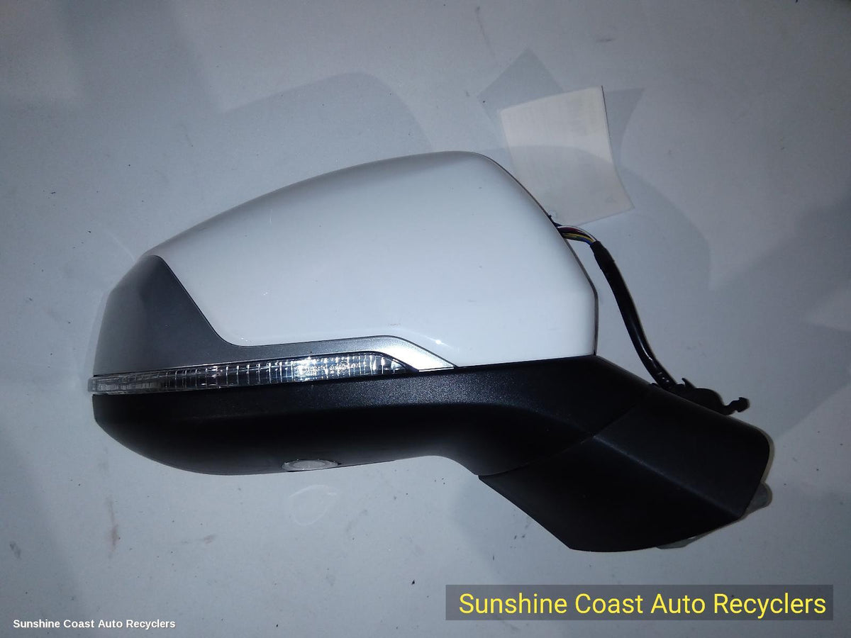 2017-2024 Ldv D90 Right Door Mirror