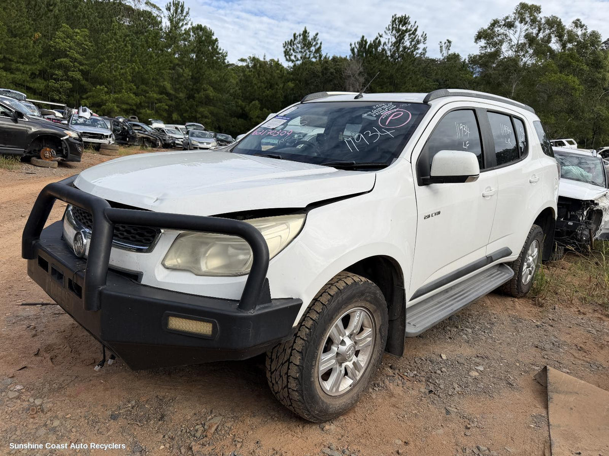 2012-2016 Holden Colorado Courtesy Light
