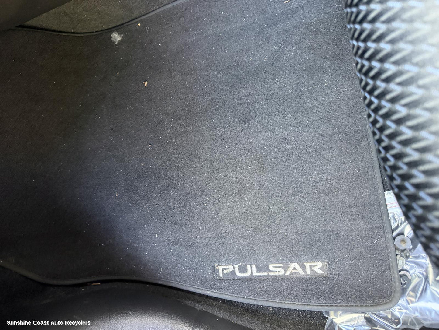 2013-2016 Nissan Pulsar Floor Mats