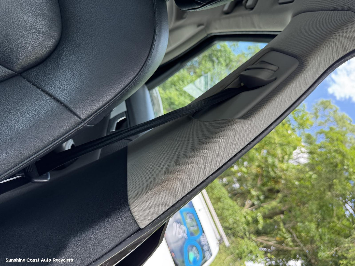 2011 Audi Q5 Seatbelt Stalk
