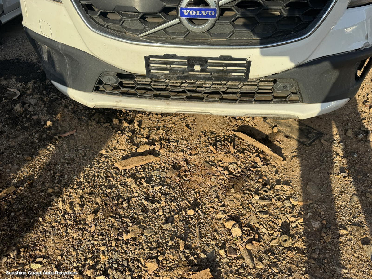 2013-2019 Volvo S40 Grille