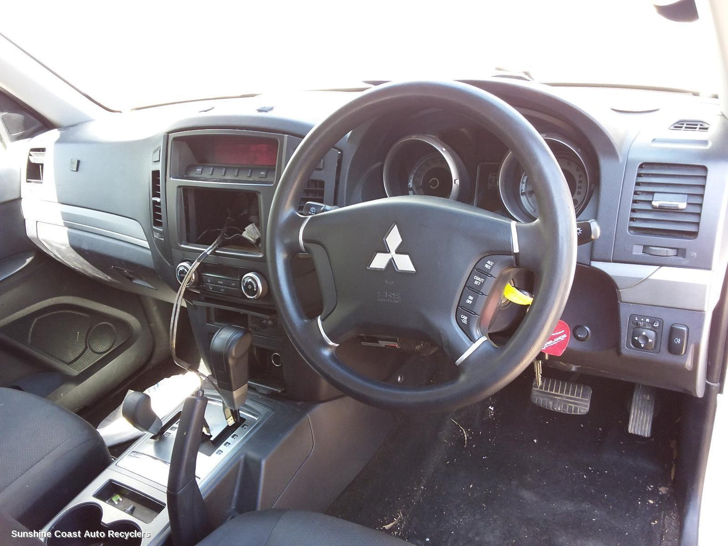 2011 Mitsubishi Pajero Pedal Assembly