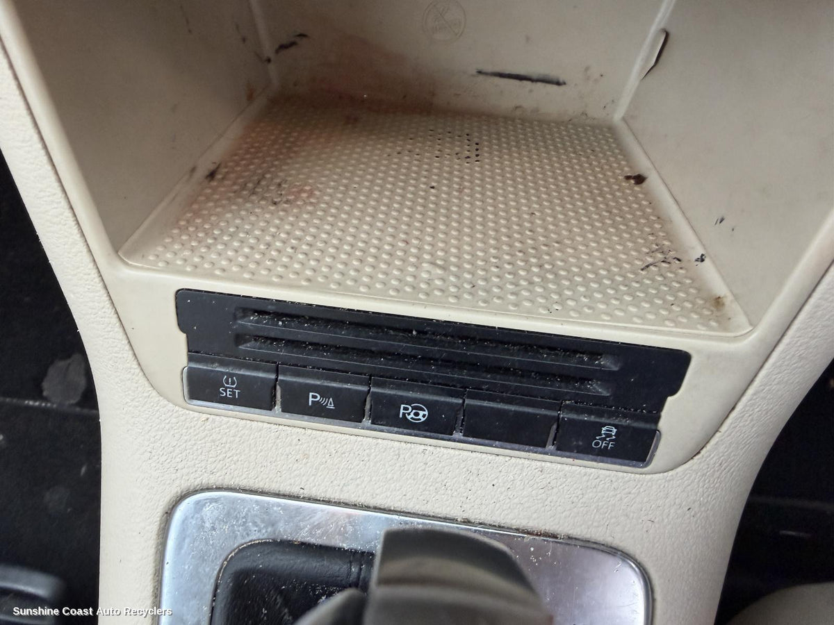2008-2016 Volkswagen Tiguan Radio Cd Dvd Sat Tv