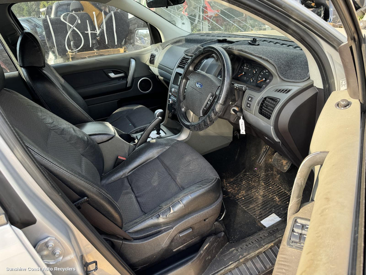 2004-2011 Ford Territory Left Guard