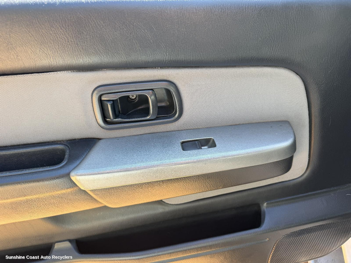 1997-2015 Nissan Navara Pwr Dr Wind Switch