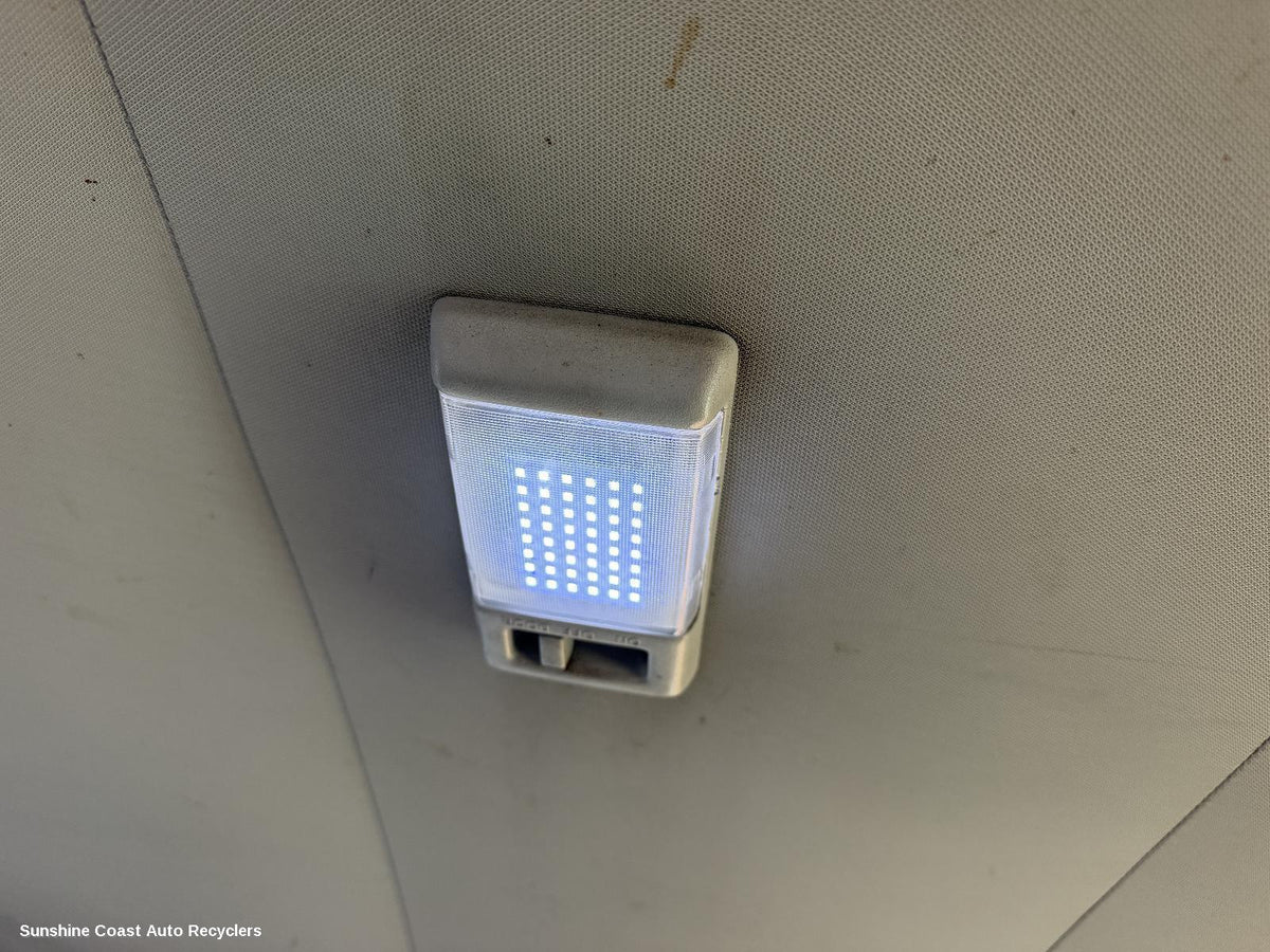 1990-1998 Toyota Landcruiser Courtesy Light
