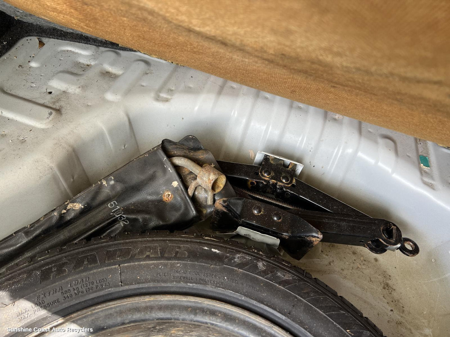 2006 Mitsubishi Lancer Jack Tool Kit