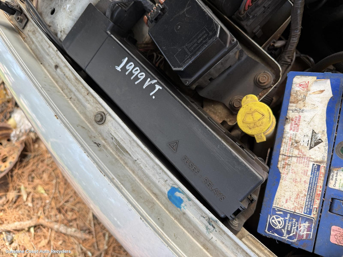 1997-2002 Holden Commodore Fuse Box