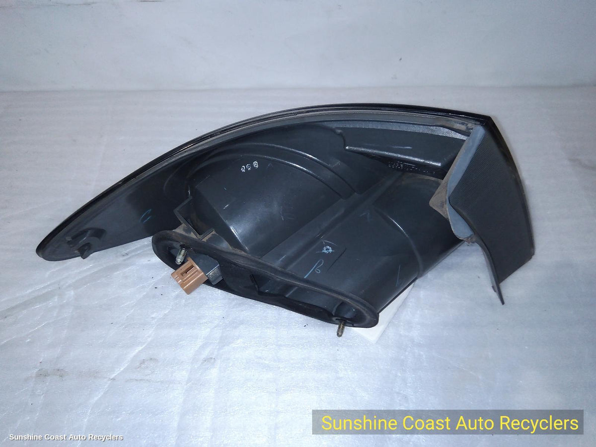 2005-2007 Mazda 6 Right Taillight