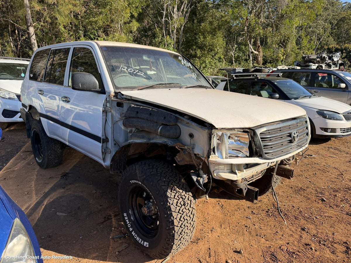 1998-2002 Toyota Landcruiser Bonnet