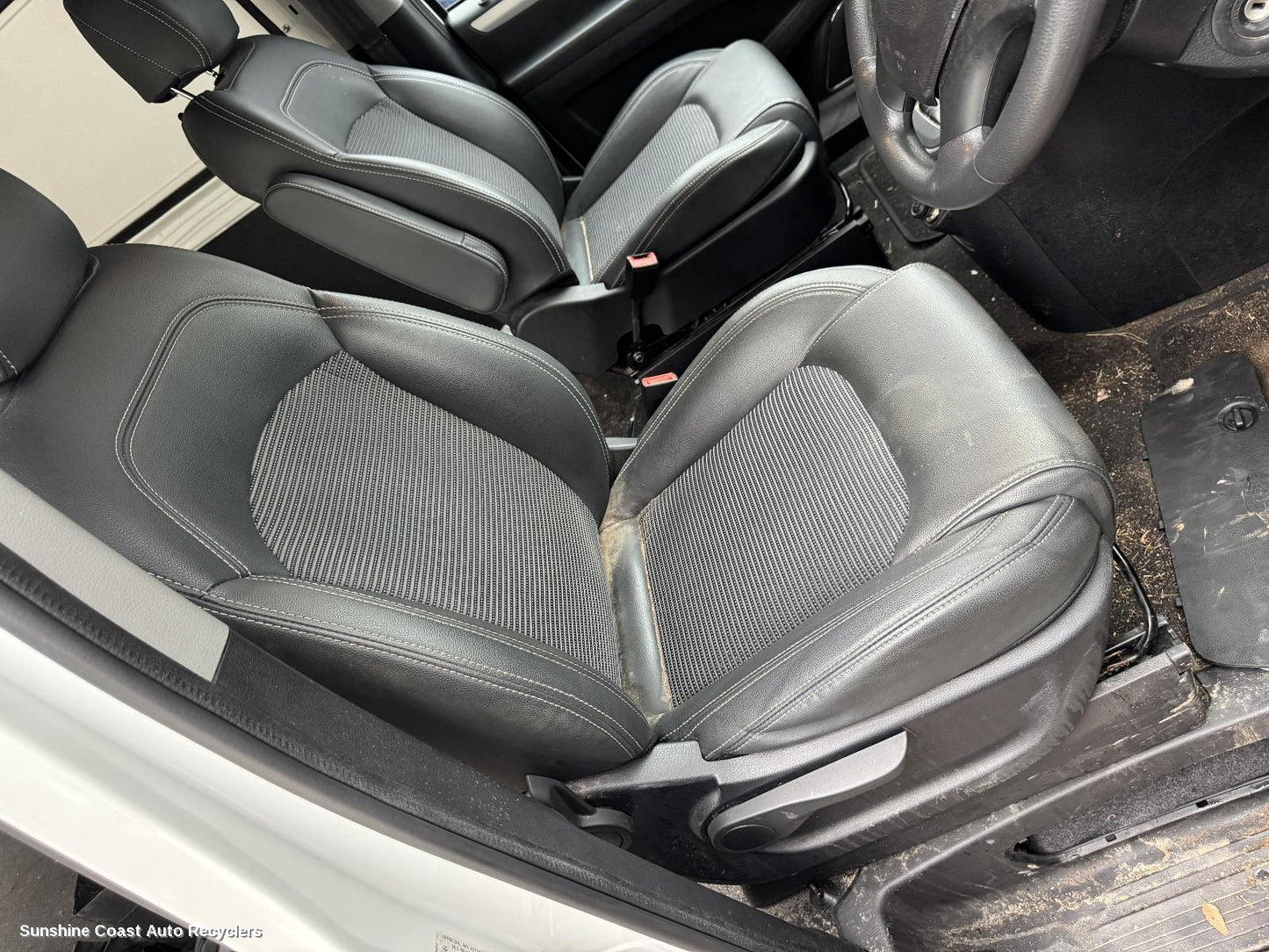 2021 Ldv G10 Front Seat