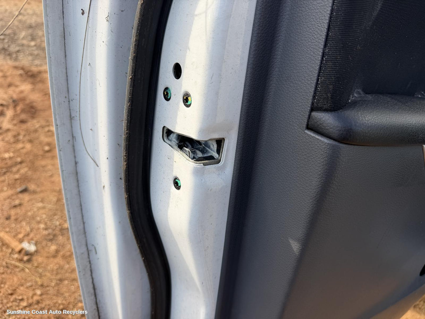 2011-2020 Mazda Bt50 Door Boot Gate Lock