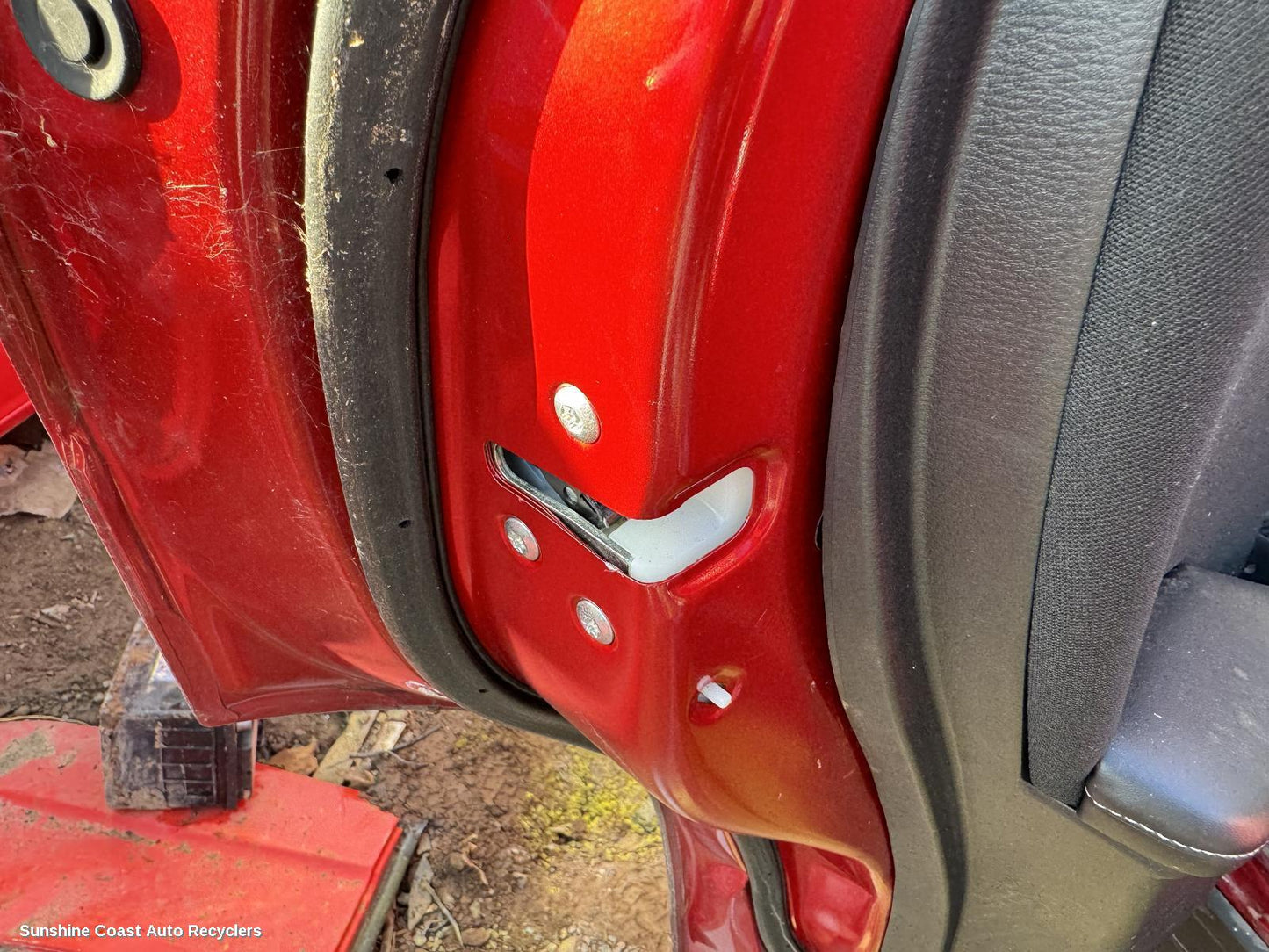 2021-2026 Mitsubishi Outlander Door Boot Gate Lock