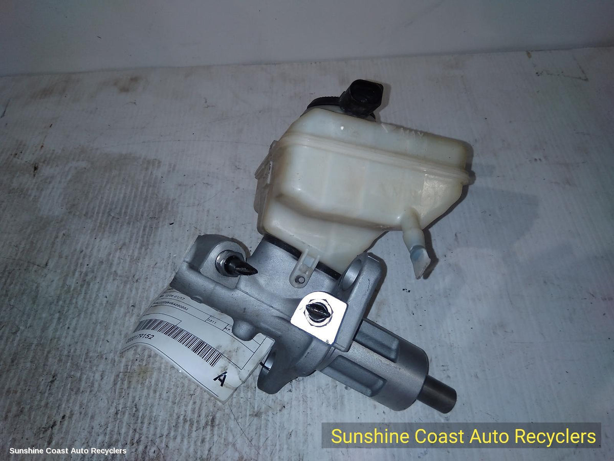 2008-2017 Audi Q5 Master Cylinder