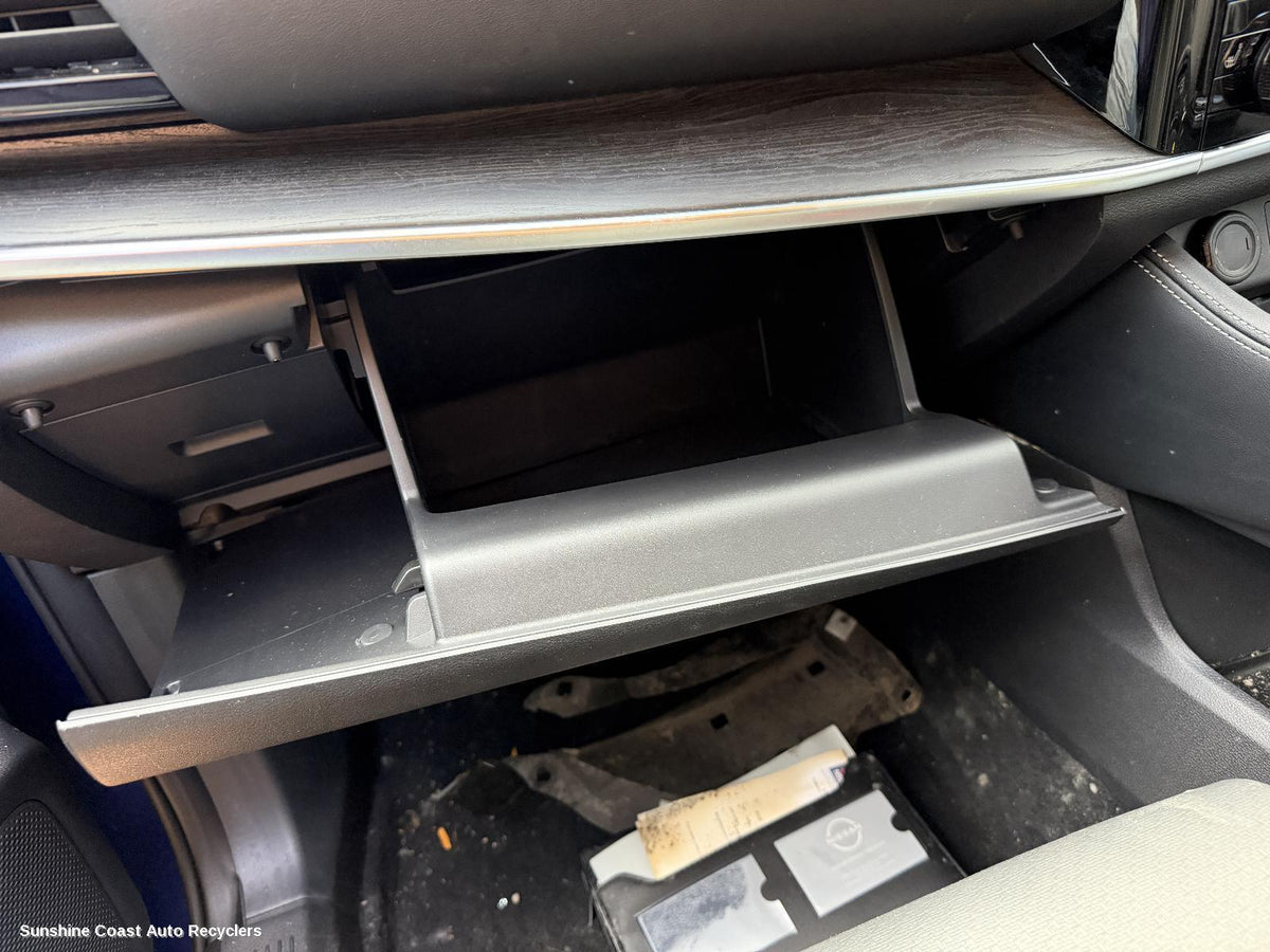 2022-2026 Nissan Xtrail Glove Box