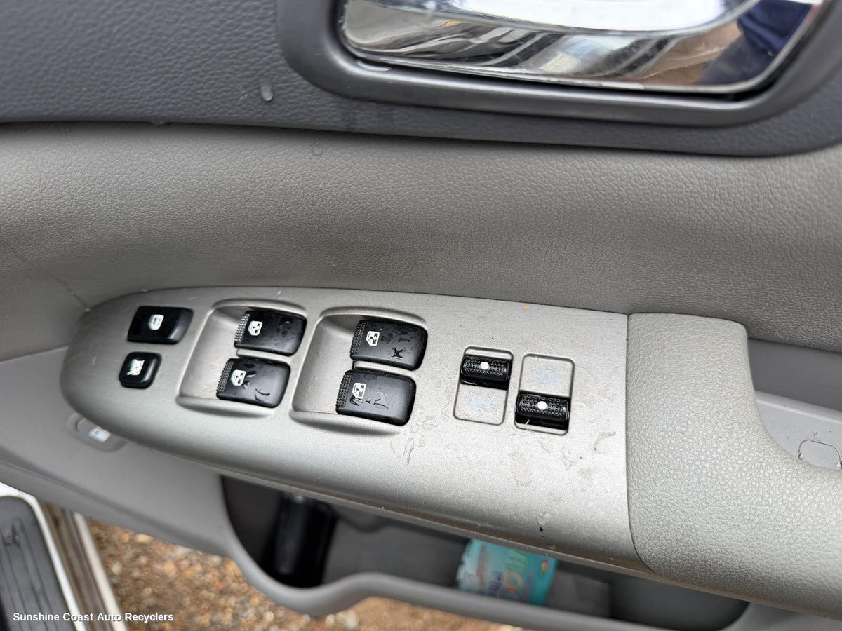 2005-2014 Kia Carnival/grand Carnival Pwr Dr Wind Switch