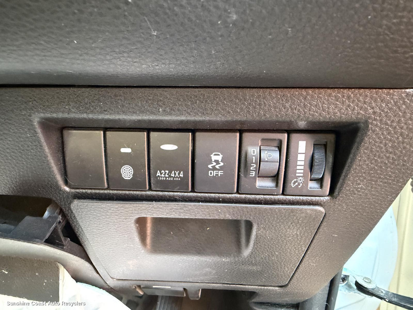 2020-2026 Mazda Bt50 Misc Switch Relay
