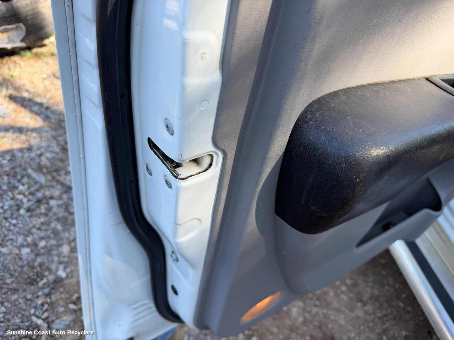2009-2015 Mitsubishi Triton Door Boot Gate Lock