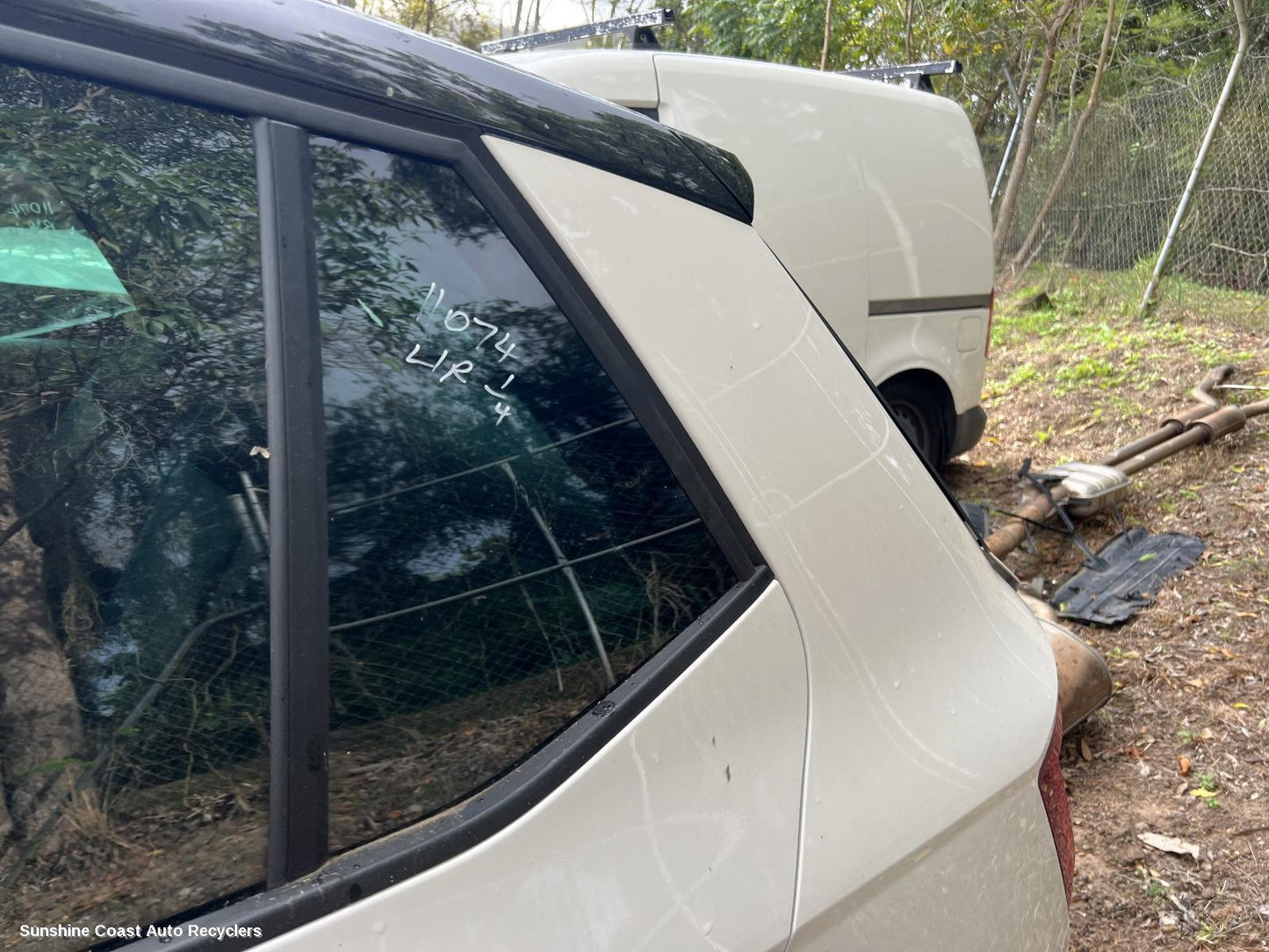 2015-2021 Skoda Fabia Left Rear 1 4 Door Glass