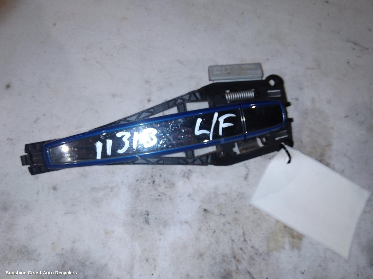 2012-2020 Holden Colorado Door Handle