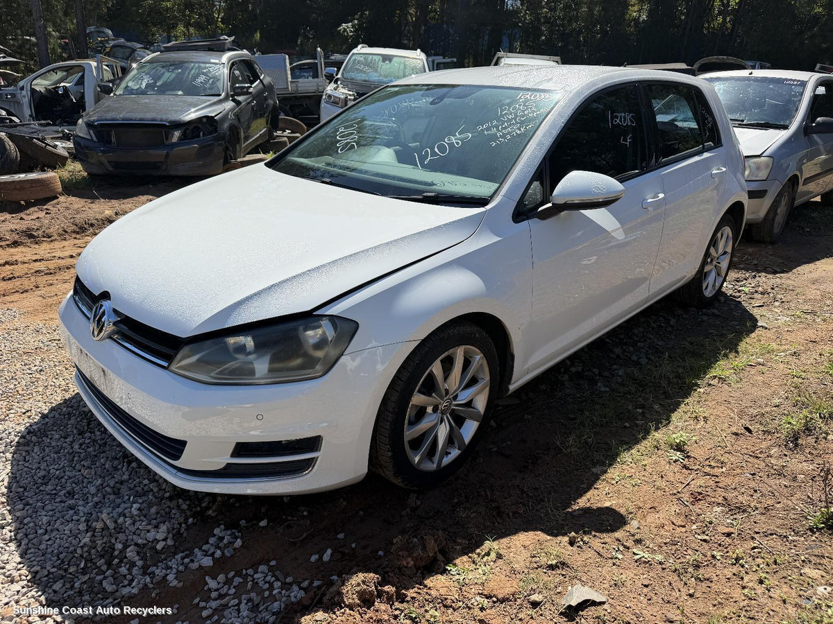 2012-2017 Volkswagen Golf Front Bumper