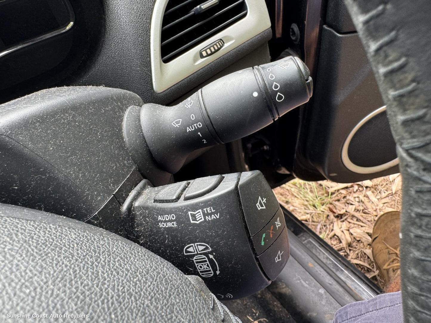 2011 Renault Megane Combination Switch