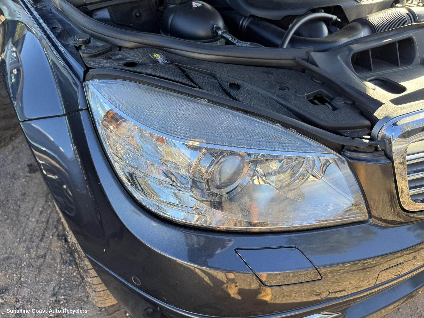 2010 Mercedes C Class Right Headlamp