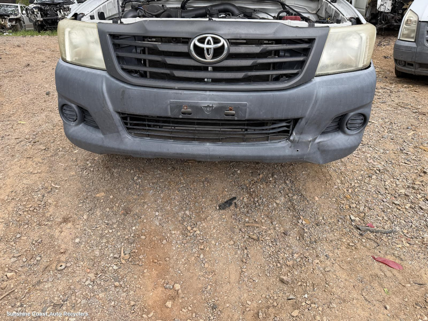 2011-2015 Toyota Hilux Grille