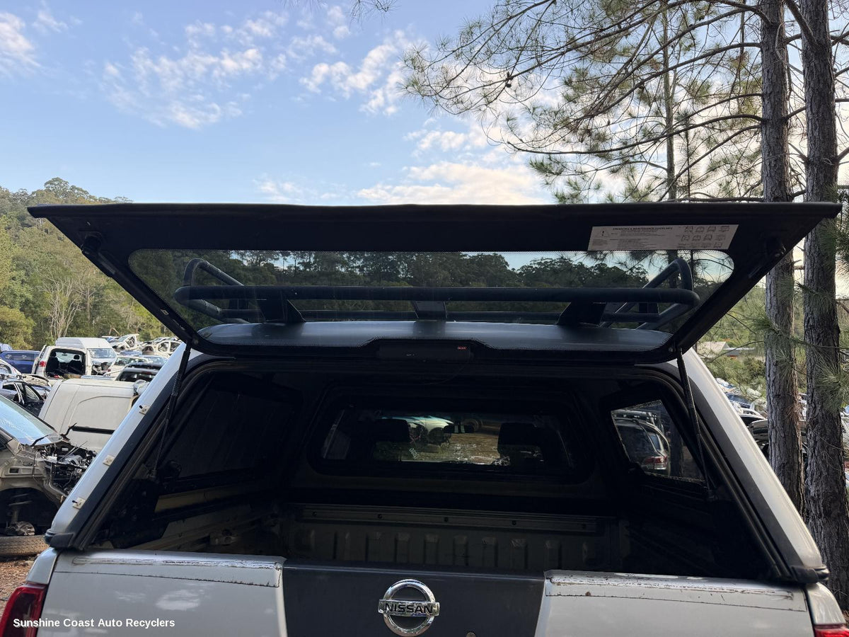 2005-2015 Nissan Navara Tonneau Cover