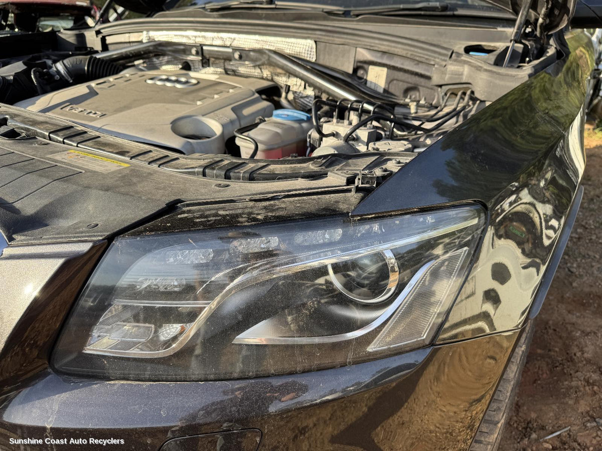 2008-2012 Audi Q5 Left Headlamp