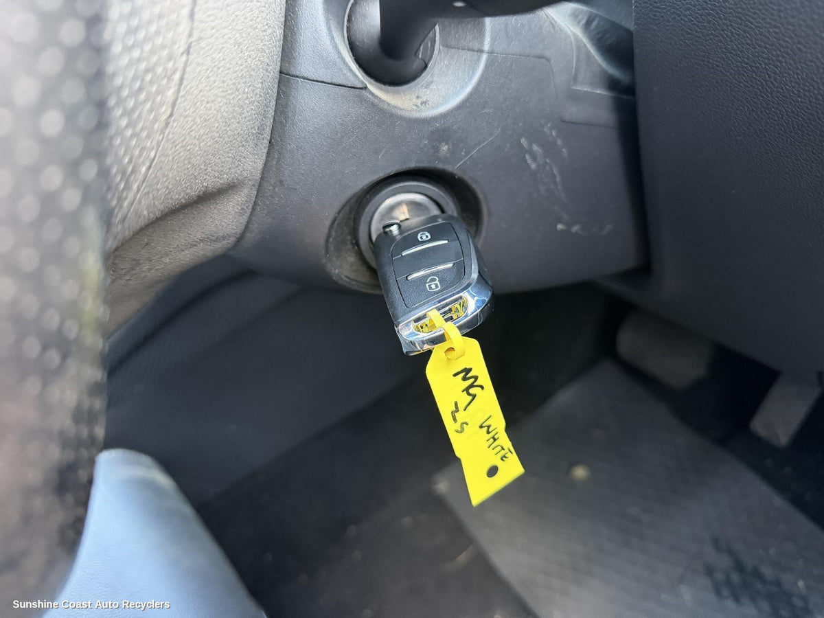 2017-2025 Mg Zs Ignition W  Key